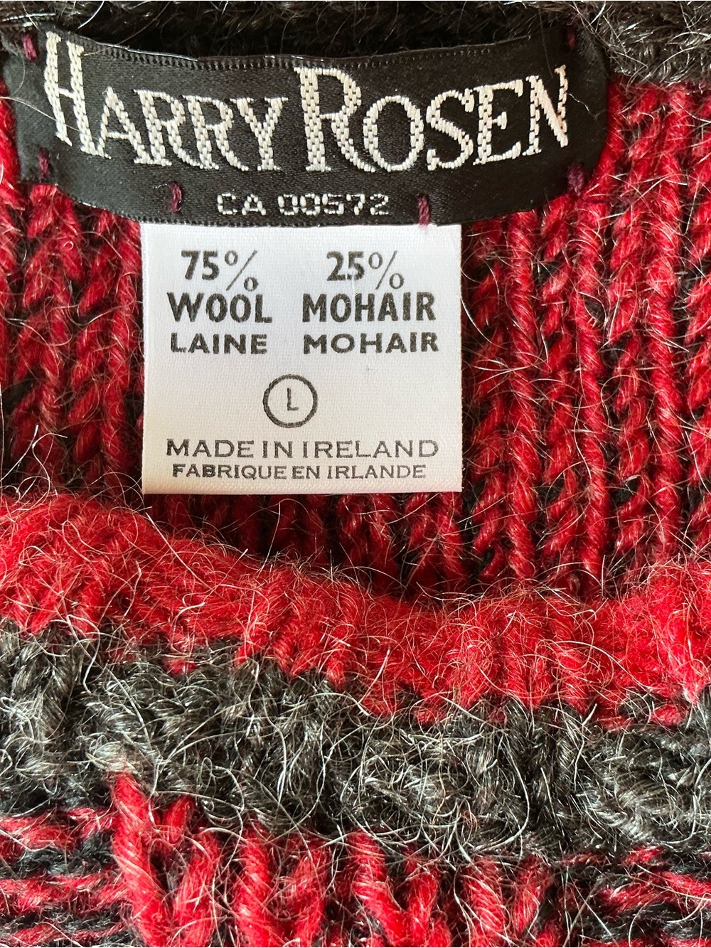 Vintage Harry Rosen Wool & Mohair Blend Cable Knit Sweater in Red & Black Size L - Picture 7 of 9
